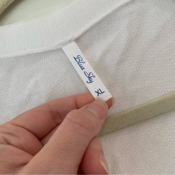 Bamboo Sweater - Picture 3 of 6